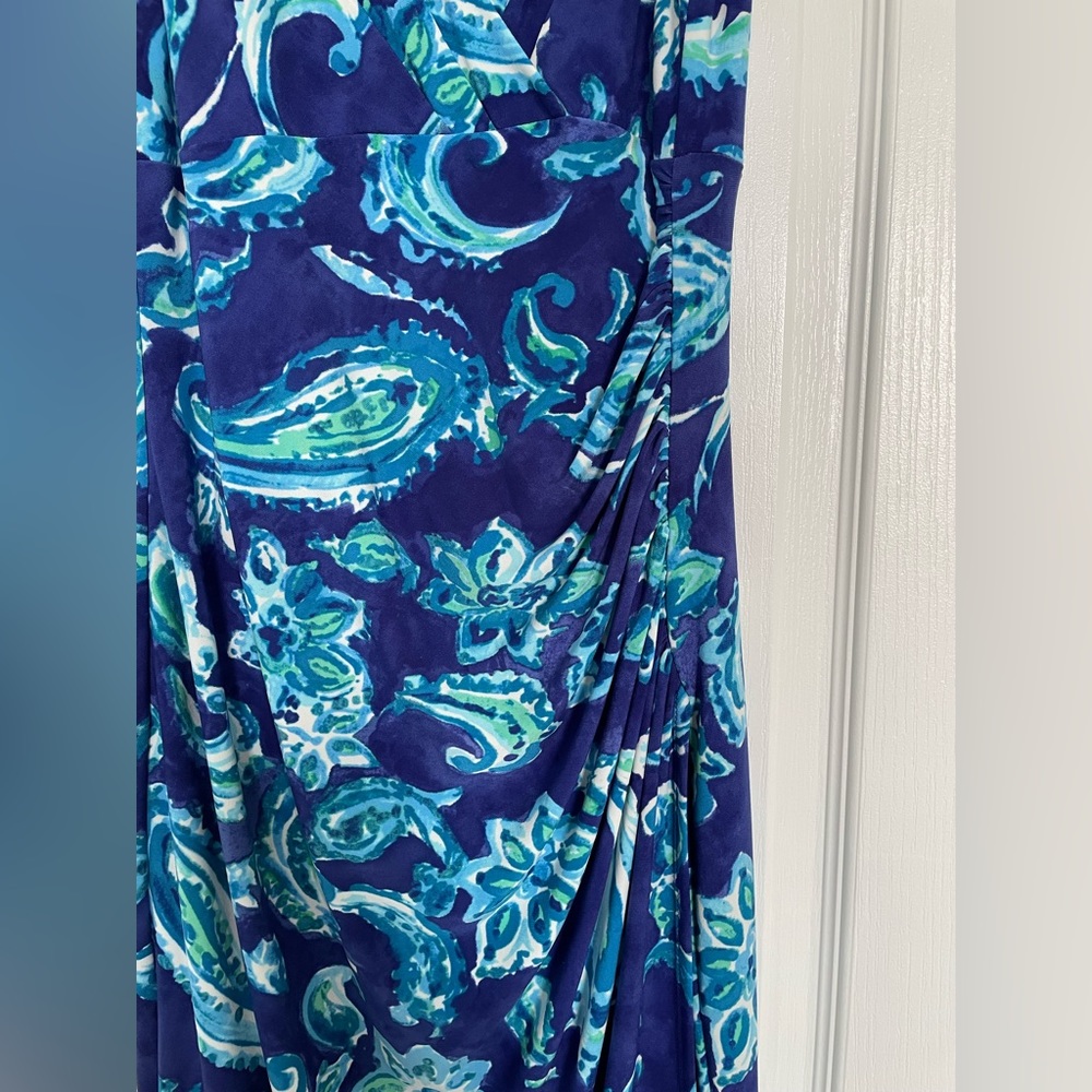 Gorgeous dress - Picture 3 of 4